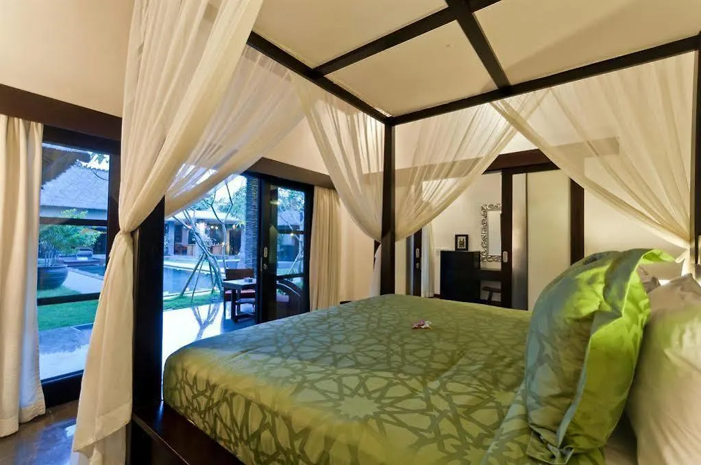 Villa Mahkota Seminyak
